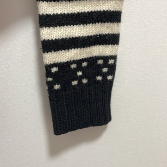 Express Black & White Snowflake Waterfall Cardigan Merino Wool Blend Size S - Picture 8 of 12